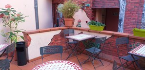 Exterior - Castellane (Toulouse)