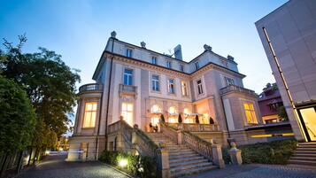 Entrada al alojamiento