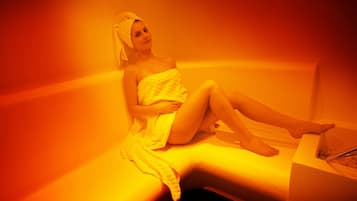 Sauna seca, banheira de hidromassagem, sauna a vapor
