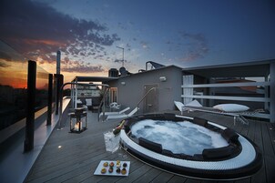 Gufubað, heitur pottur, eimbað