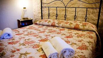 Ropa de cama de alta calidad, cubrecamas y colchones con efecto memoria