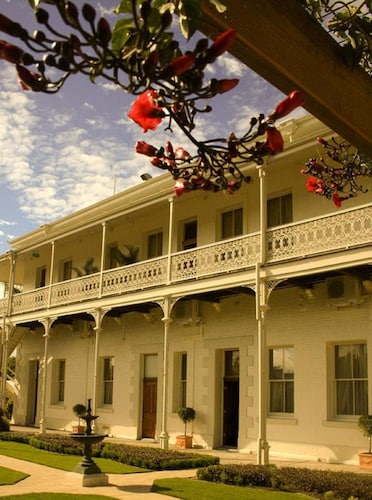 Denison Boutique Hotel