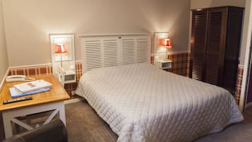 Tweepersoonskamer | Een bureau, geluiddichte muren, gratis wifi, beddengoed