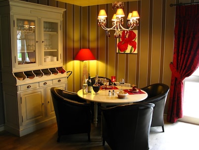 The Originals City, Le Cottage Hôtel