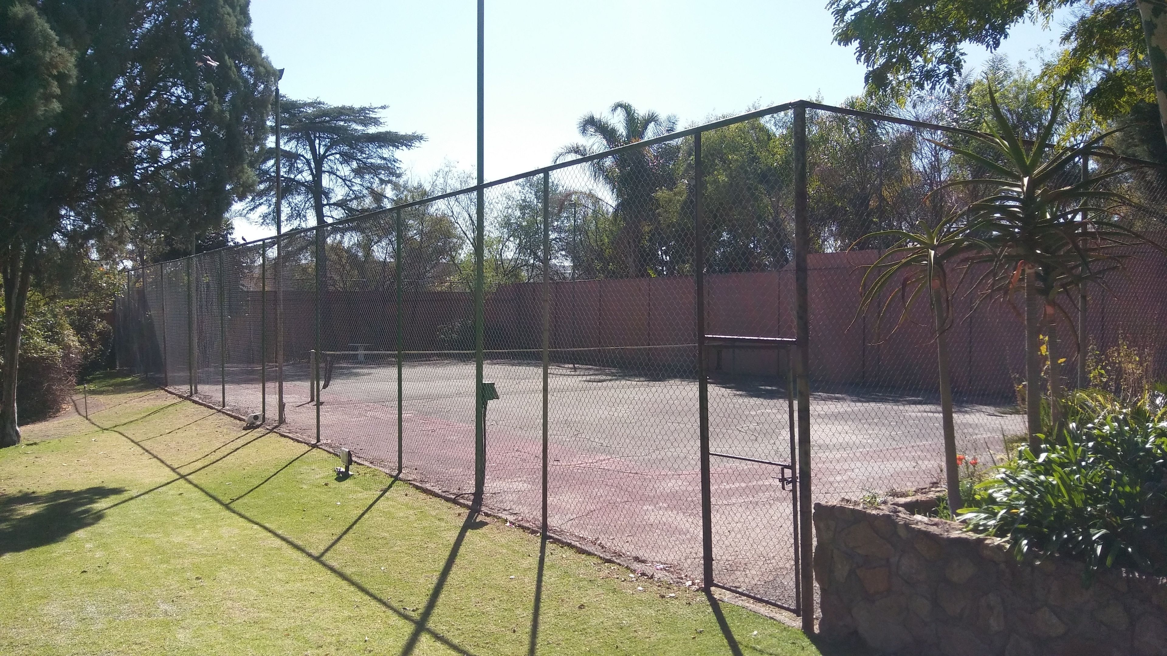 Photo - Lourie Lodge