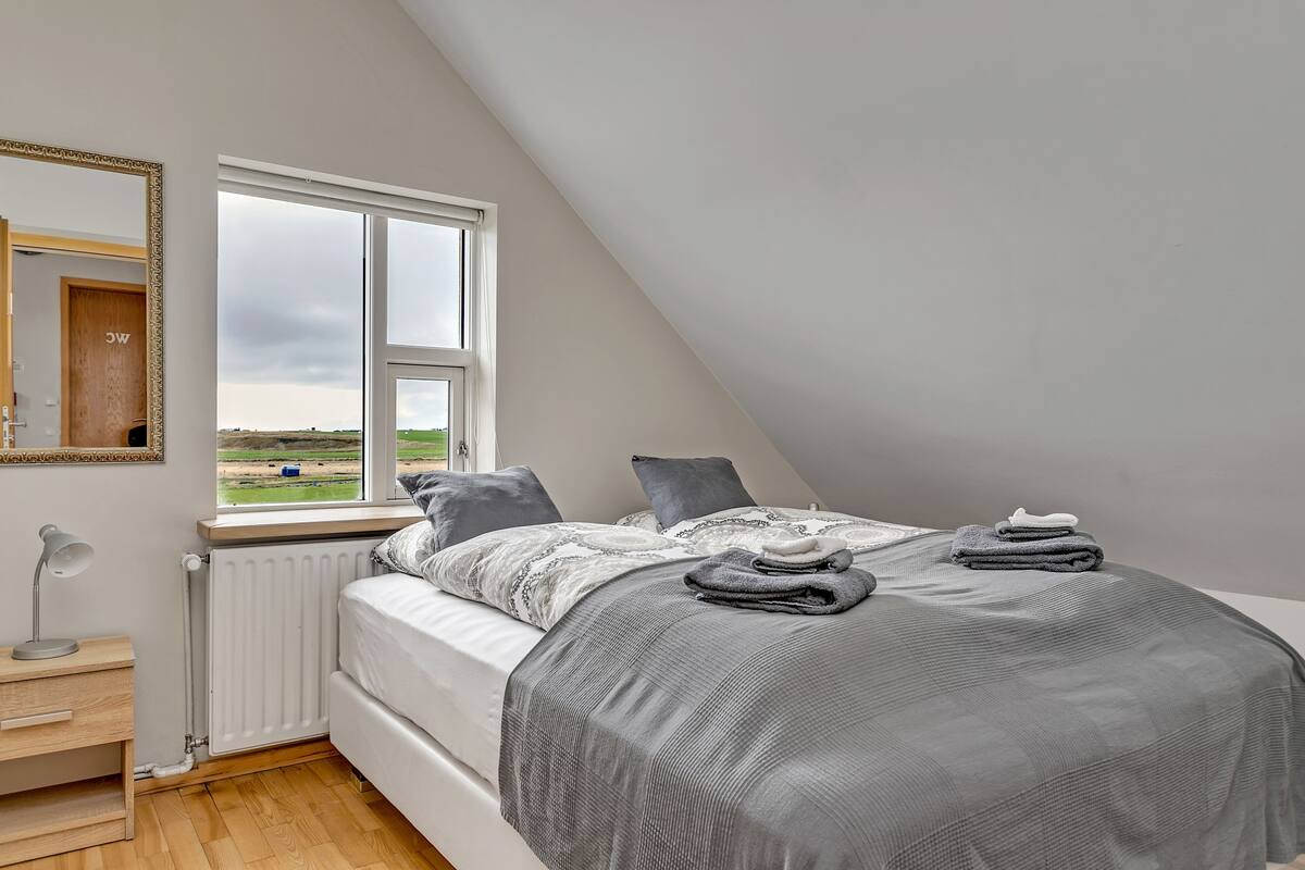 Double or Twin Room, Shared Bathroom