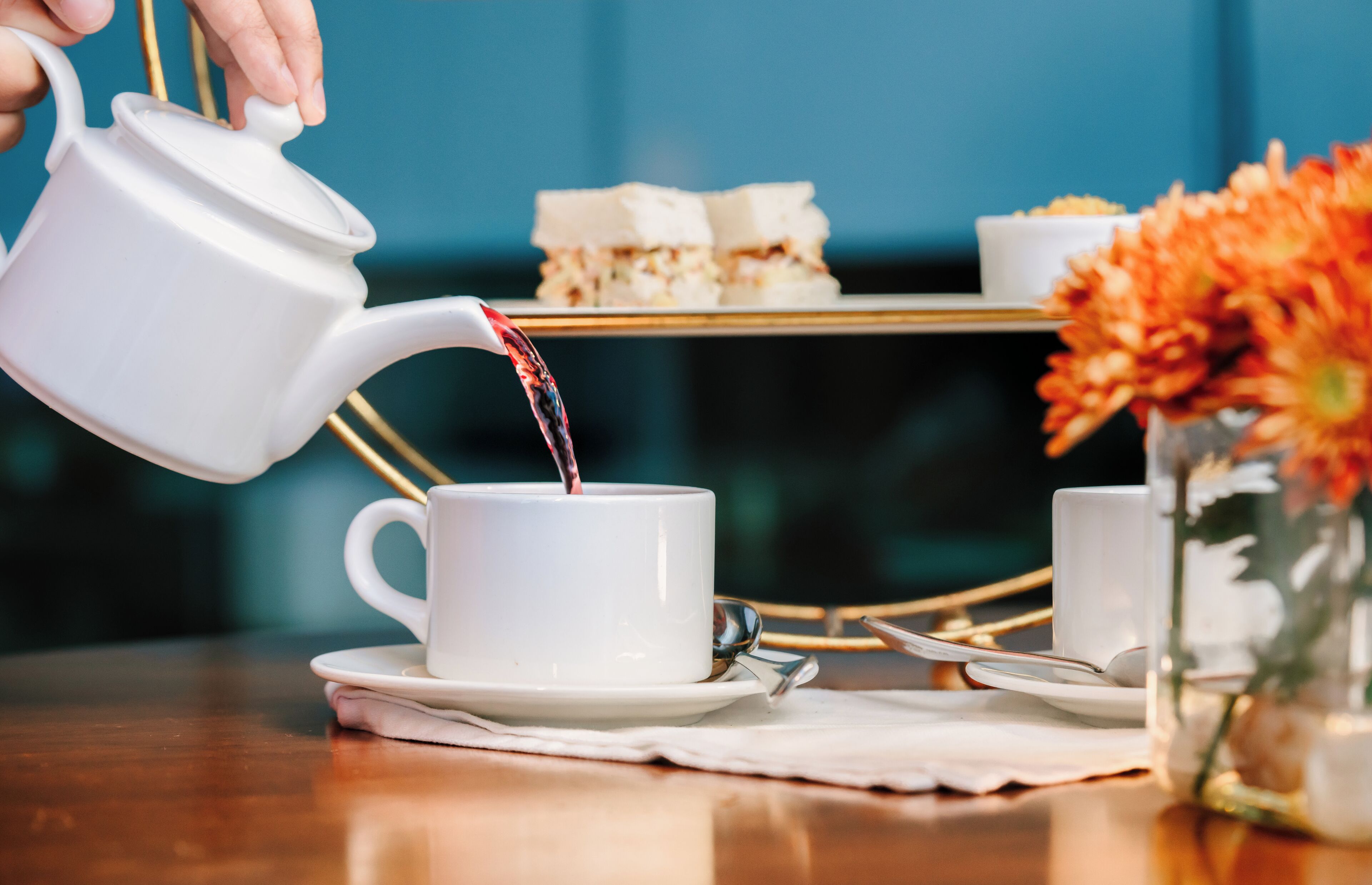 5 restaurantes; se sirven desayunos, comidas, cenas y brunch