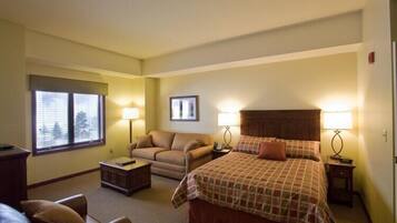 Pimennysverhot, silitysrauta/-lauta, vuodevaatteet