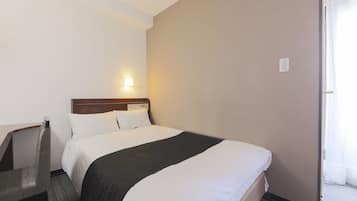 Down duvets, desk, blackout curtains, free WiFi