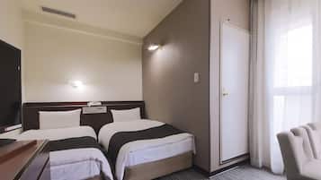 Down comforters, desk, blackout drapes, free WiFi