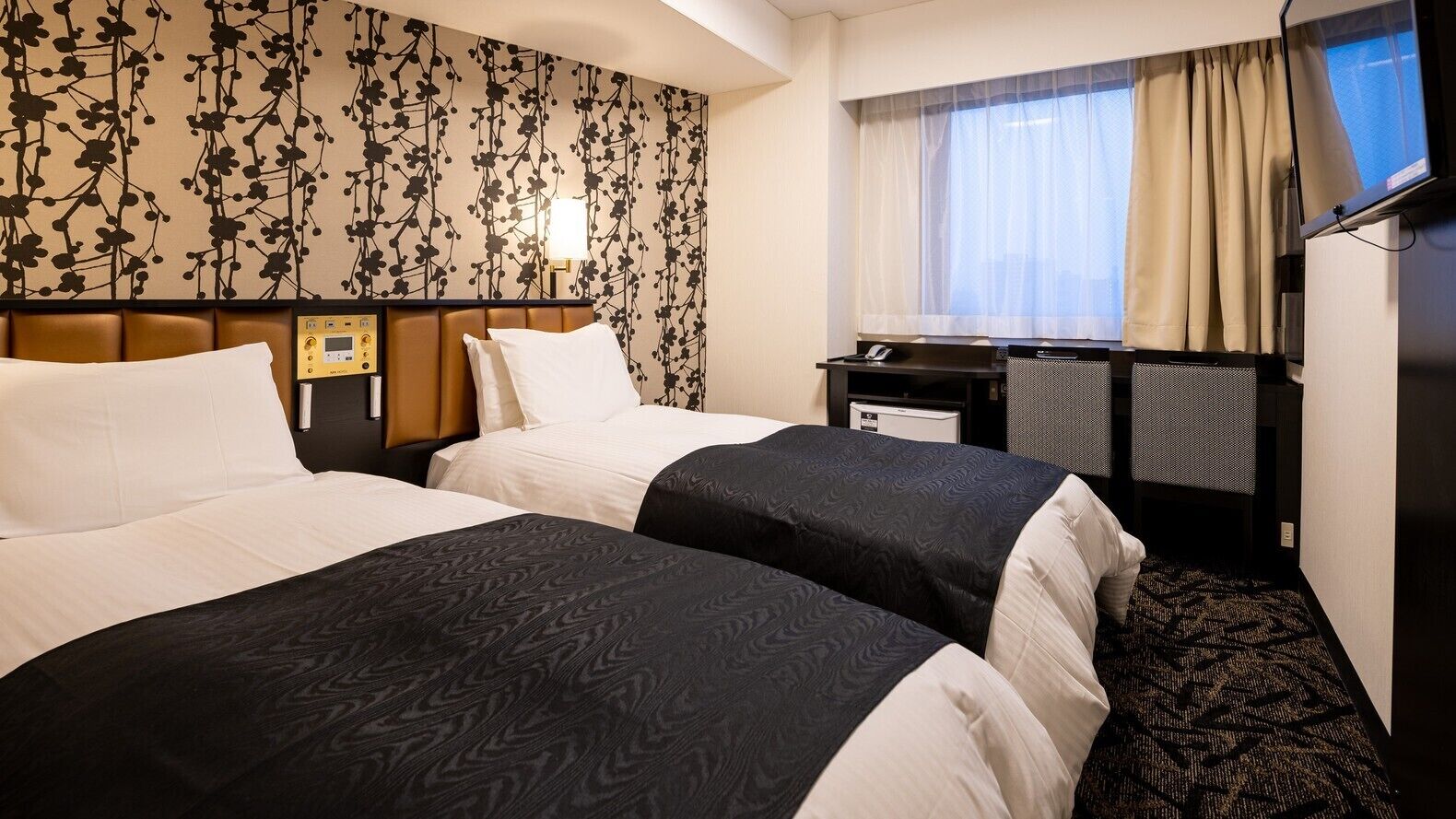 Couette en duvet d'oie, bureau, rideaux occultants, Wi-Fi gratuit