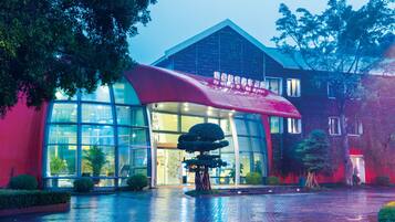 Front of property – evening/night