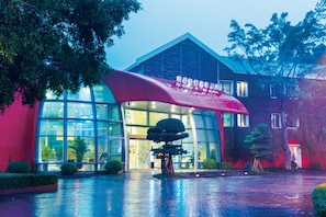 Front of property – evening/night