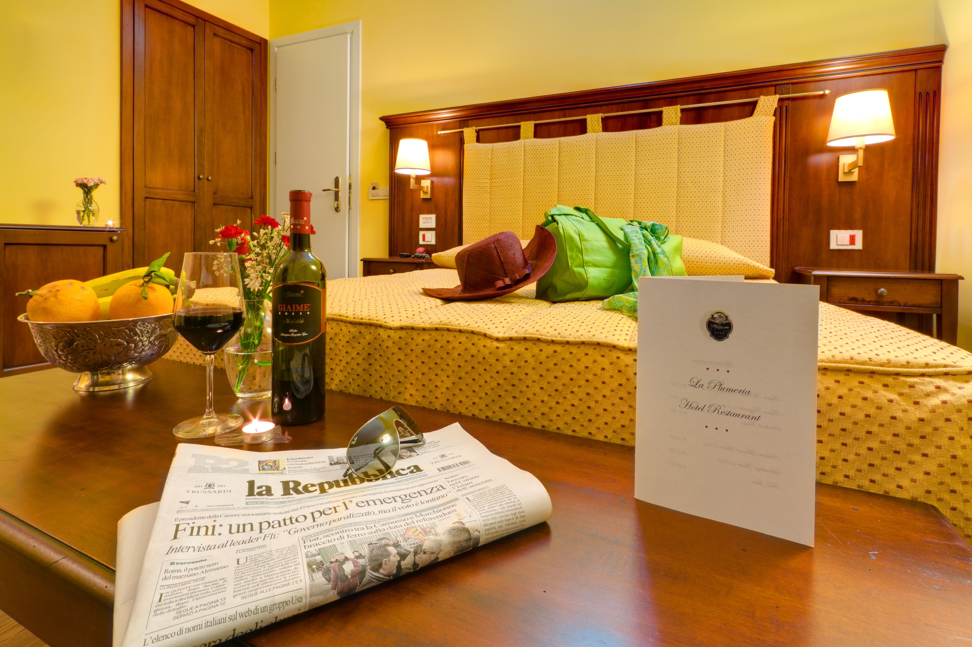 deluxe double room, private bathroom, city view | minibar, in-room safe, desk, soundproofing