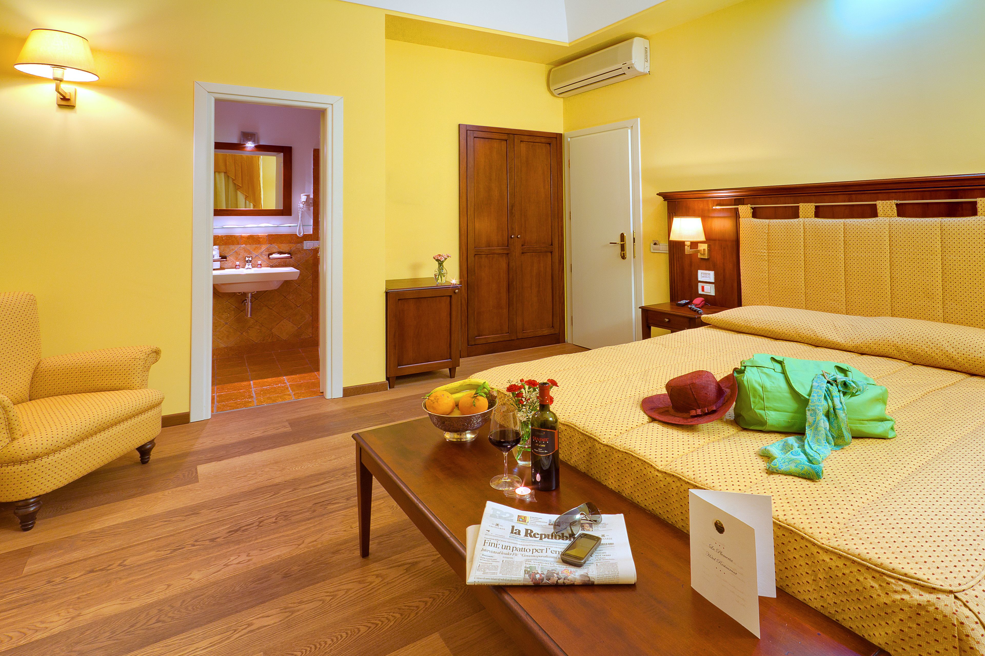 deluxe double room, private bathroom, city view | minibar, in-room safe, desk, soundproofing
