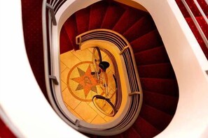 Staircase - Albergo Alle Porte (Riva del Garda)