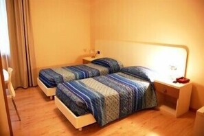 Room - Albergo Alle Porte (Riva del Garda)