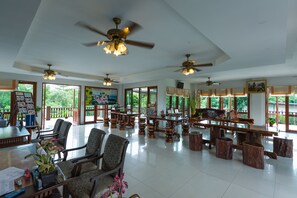 Check-in/check-out kiosk