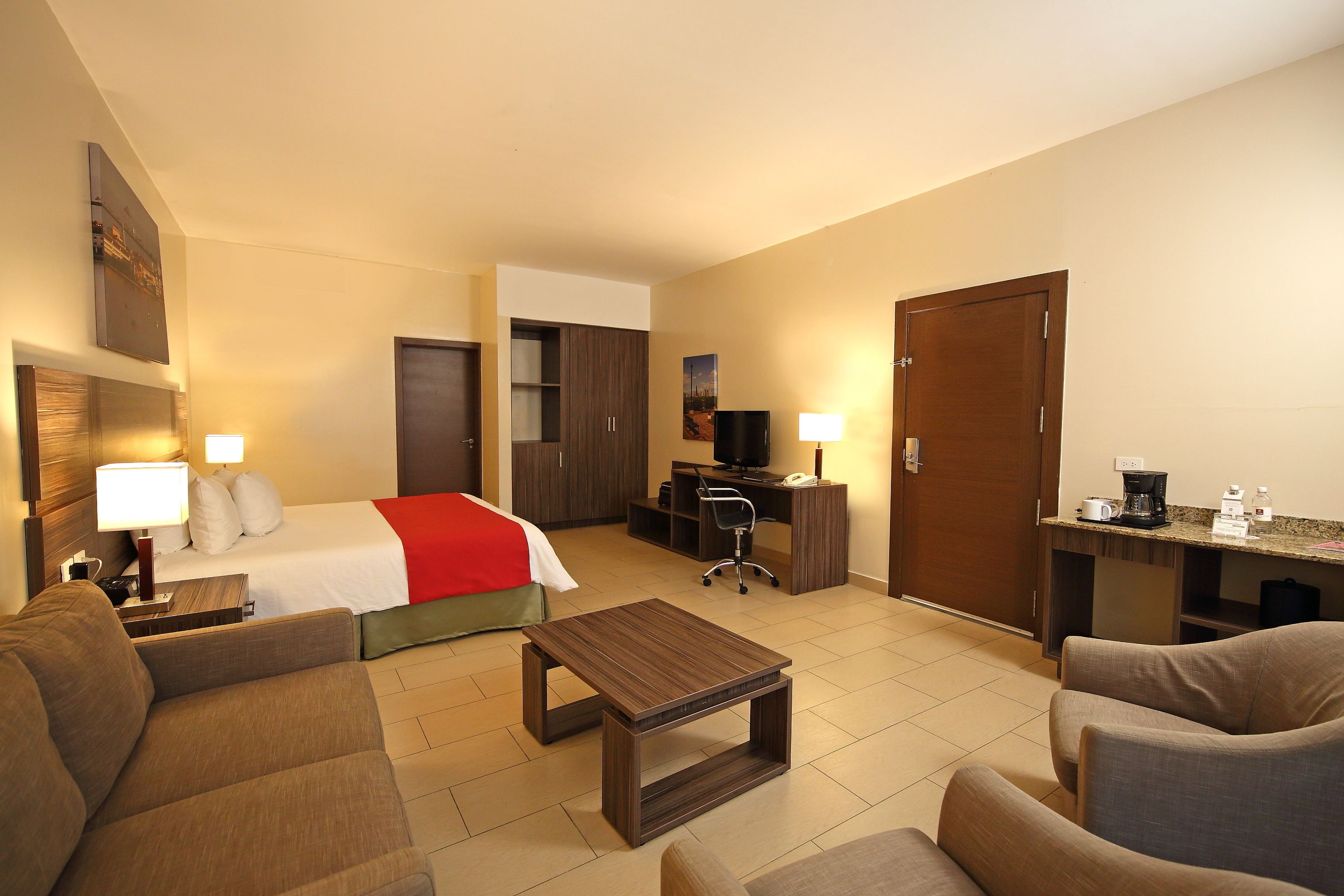 Victoria Hotel and Suites Panama