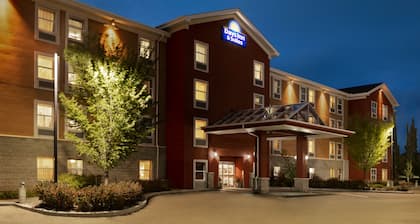 Days Inn & Suites by Wyndham Sherwood Park Edmonton