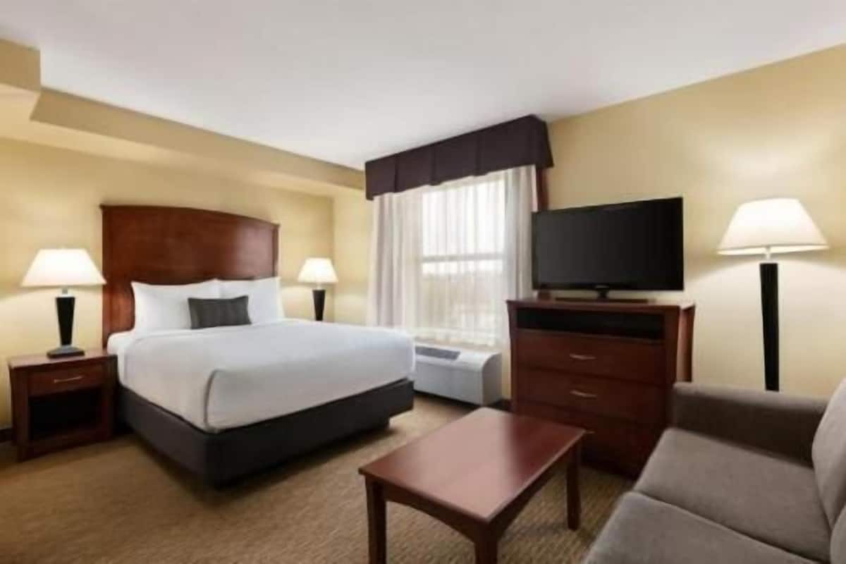 Pillow-top beds, blackout curtains, soundproofing, iron/ironing board