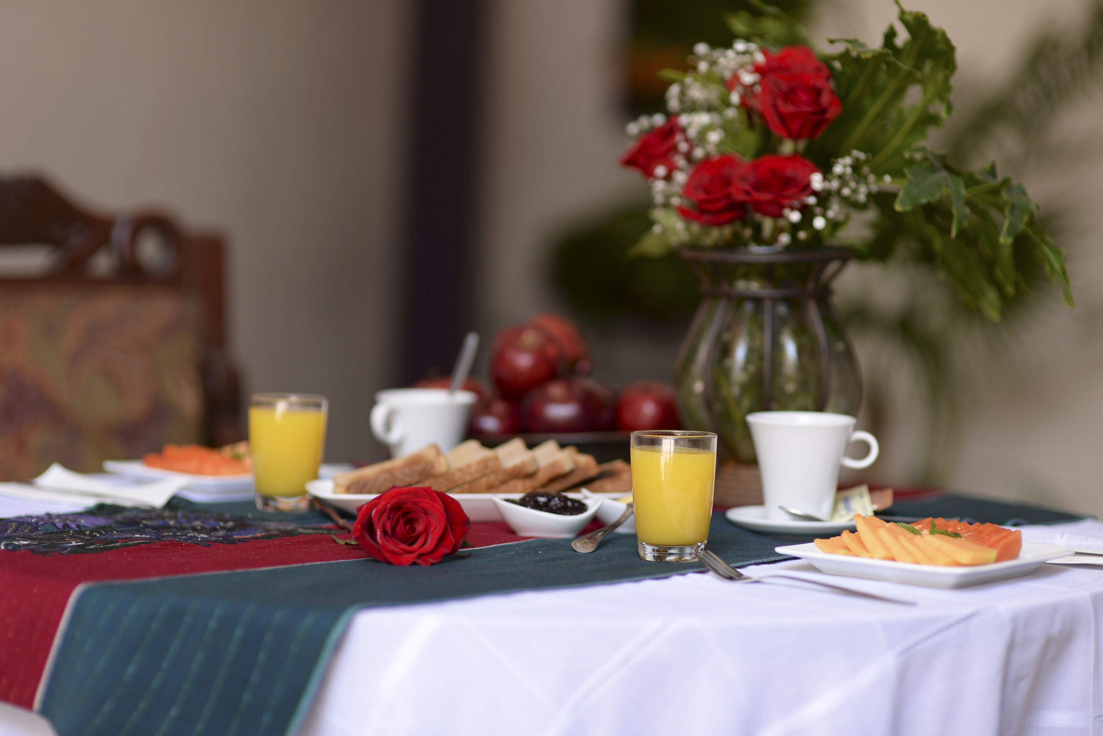 Desayuno continental incluido todos los días 