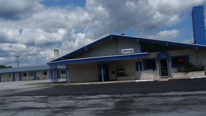 Front of property - Travelers Budget Inn Pocomoke (Pocomoke City)