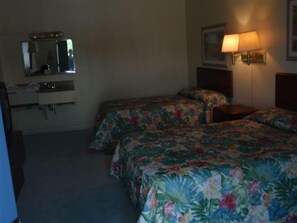 Room - Travelers Budget Inn Pocomoke (Pocomoke City)