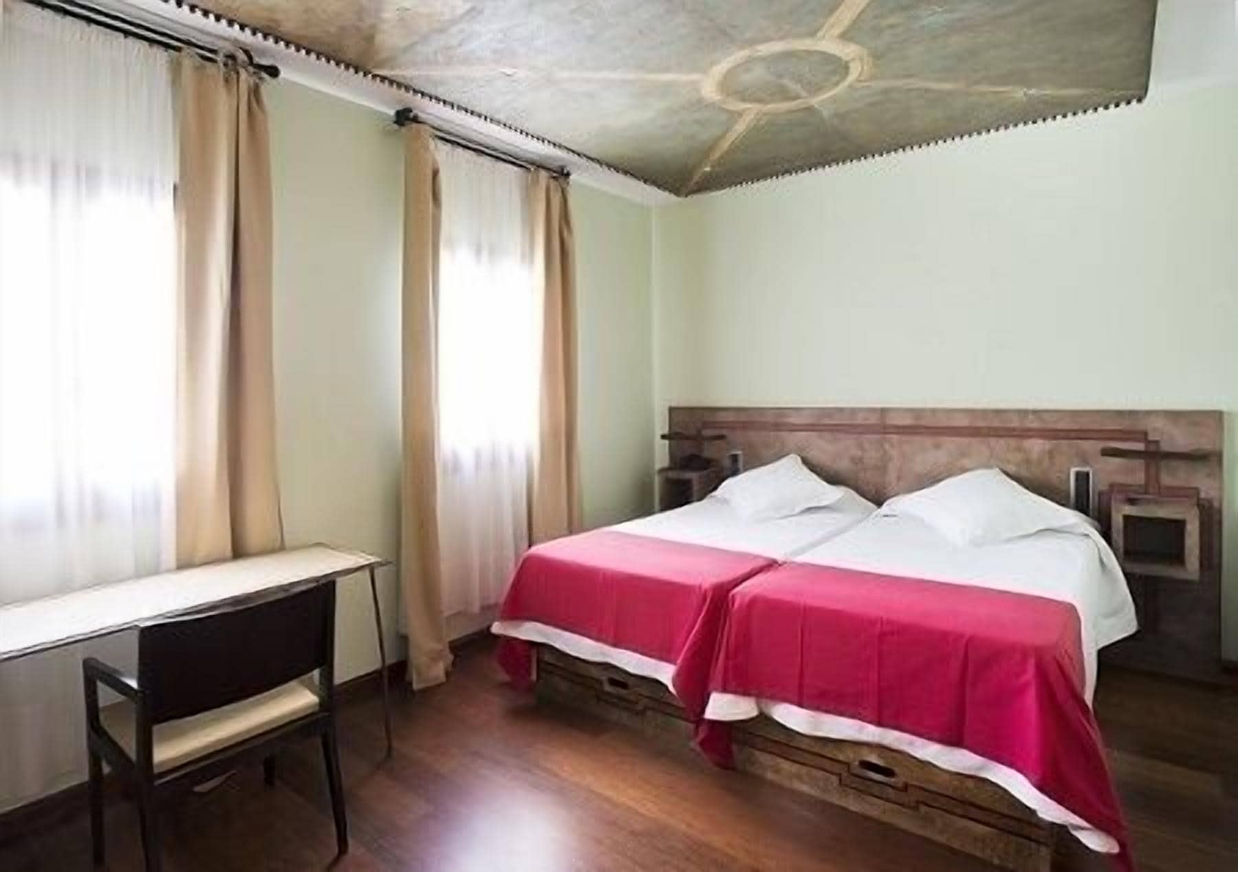 in-room safe, desk, soundproofing, rollaway beds