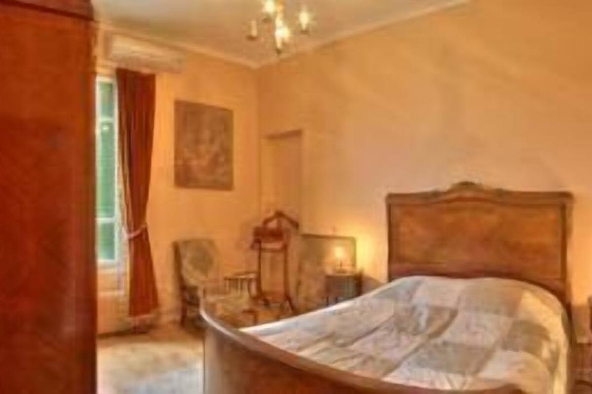 standard room | minibar, in-room safe, desk, rollaway beds