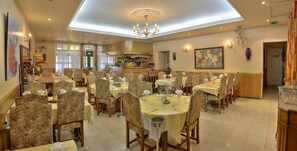 Restaurant - Auberge des Ecluses (Carrieres-sous-Poissy)