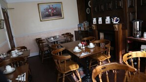 Restaurant - All Seasons Guest House (Oxford)