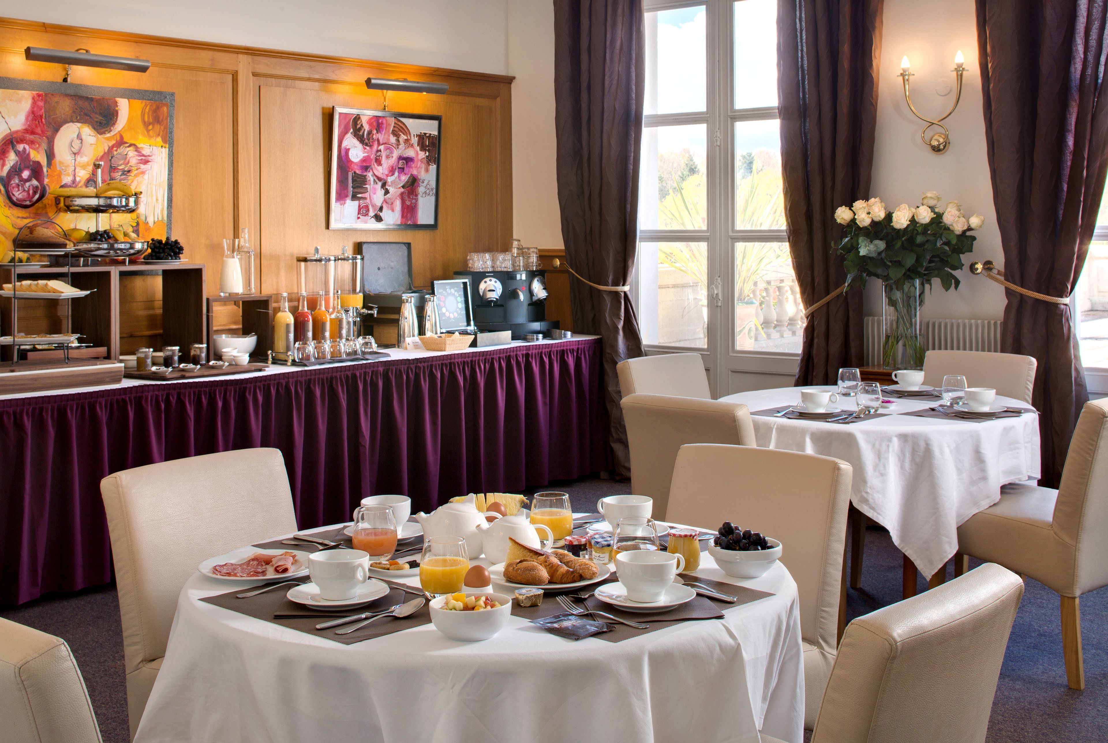 daily buffet breakfast (eur 18 per person)
