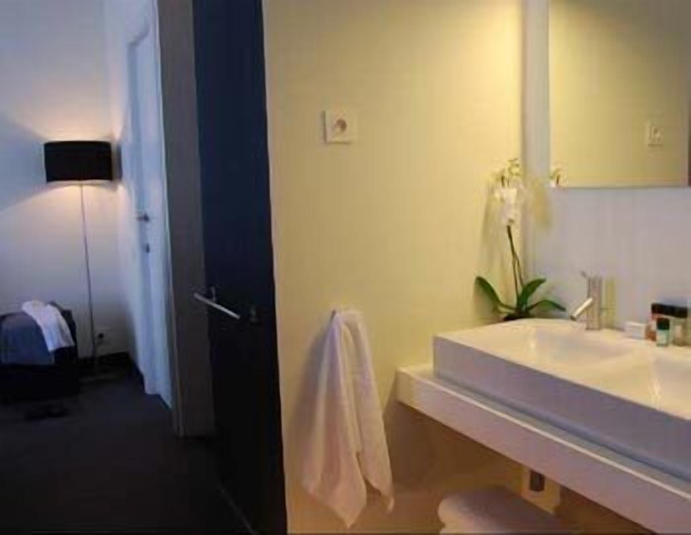suite (suite xl) | 1 bedroom, egyptian cotton sheets, select comfort beds, in-room safe