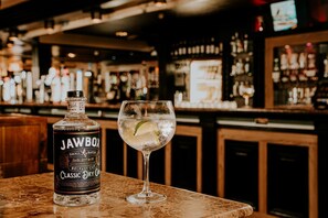 Bar (on property) - Strangford Arms Hotel Newtownards (Newtownards)