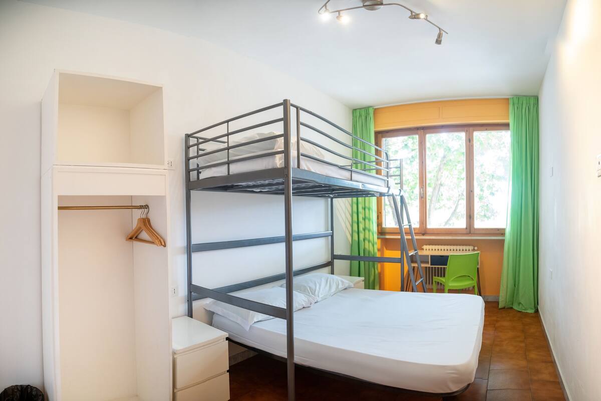 In-room safe, blackout curtains, free WiFi