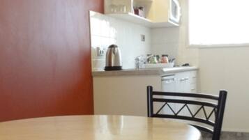 Premium bedding, down comforters, pillowtop beds, desk