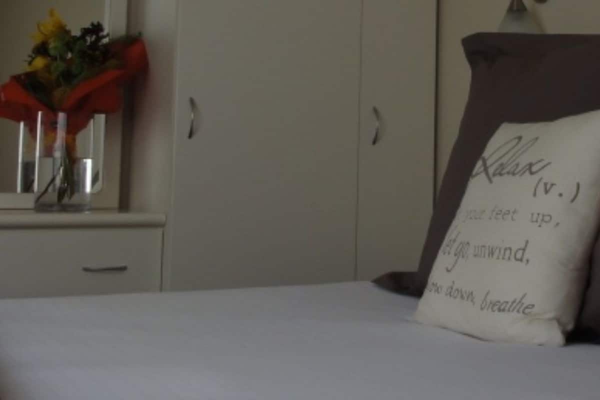 Premium bedding, down duvets, pillow-top beds, desk