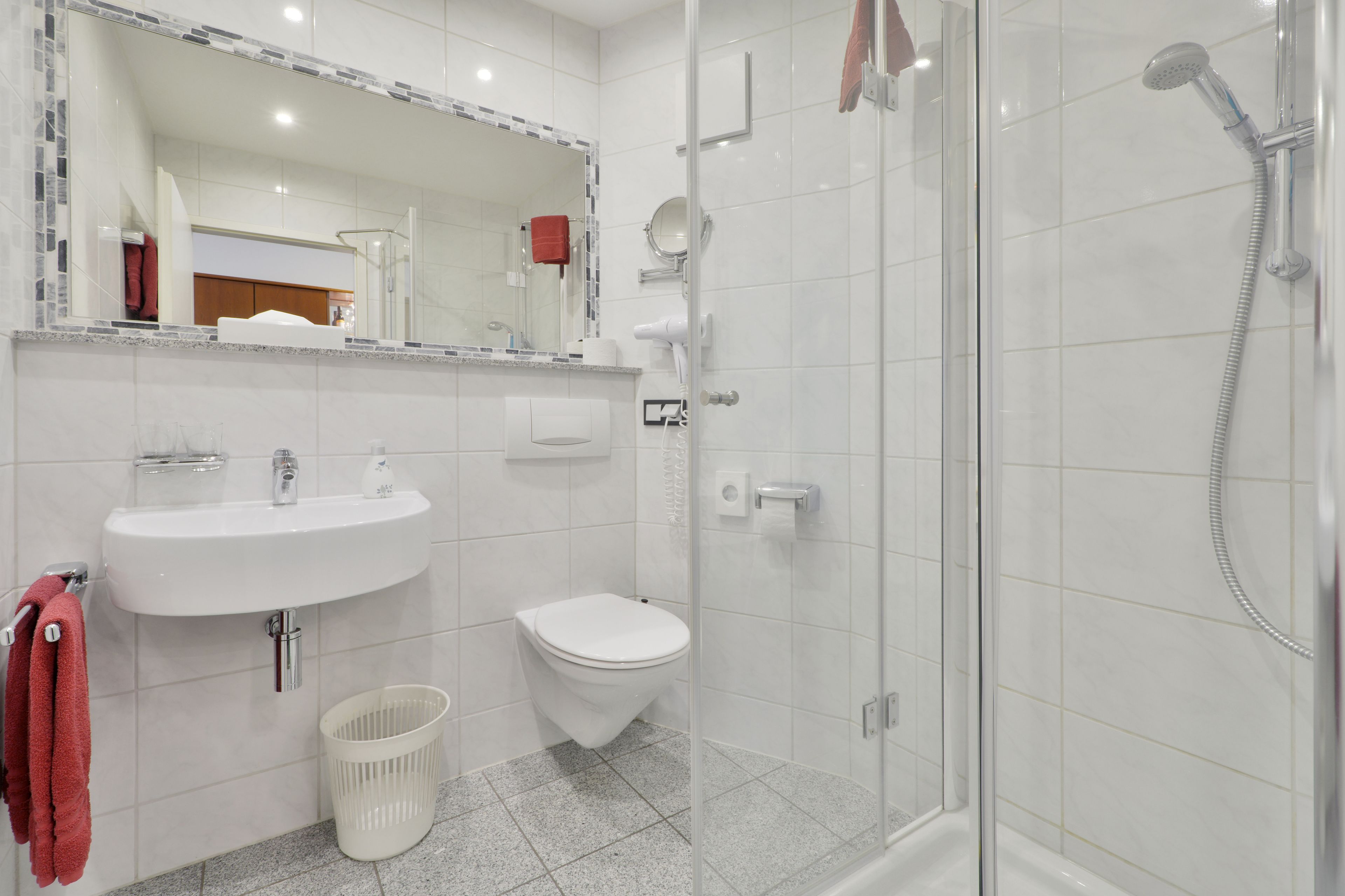 comfort double room | bathroom | shower, hair dryer, towels