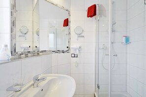Comfort Single Room | Bathroom - Hotel Engelhorn (Leimen)