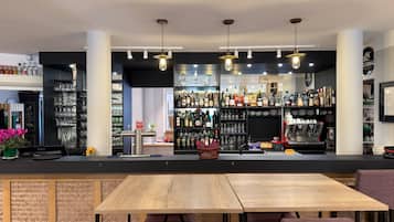 Breakfast, lunch, dinner served; French cuisine