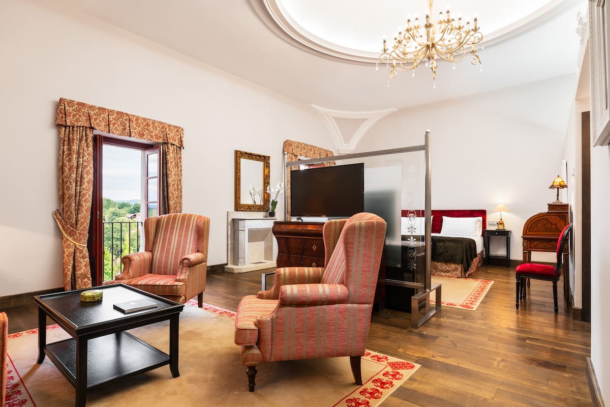 1 habitación, ropa de cama de alta calidad y minibar