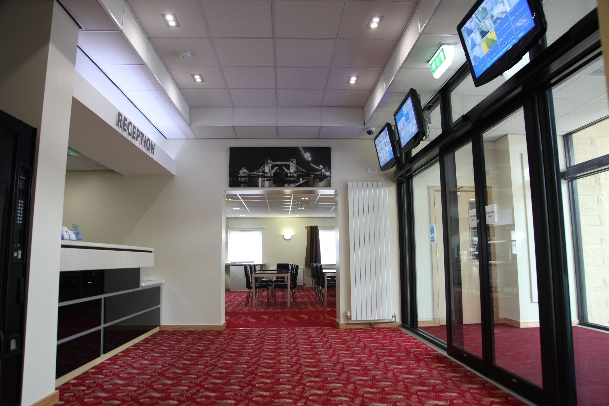 Khu sảnh