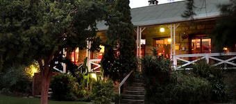 Shamrock Arms Guest Lodge