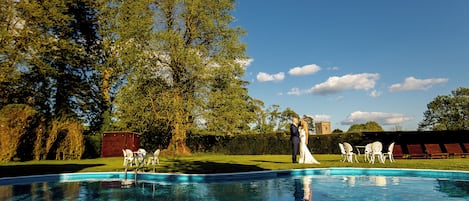 Seasonal outdoor pool