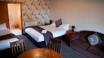 FerienhĂŒtte | Badezimmer | Dusche, HandtĂŒcher