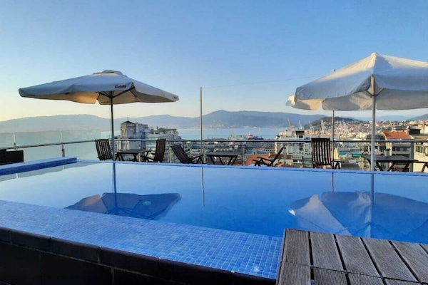 Seasonal outdoor pool, sun loungers