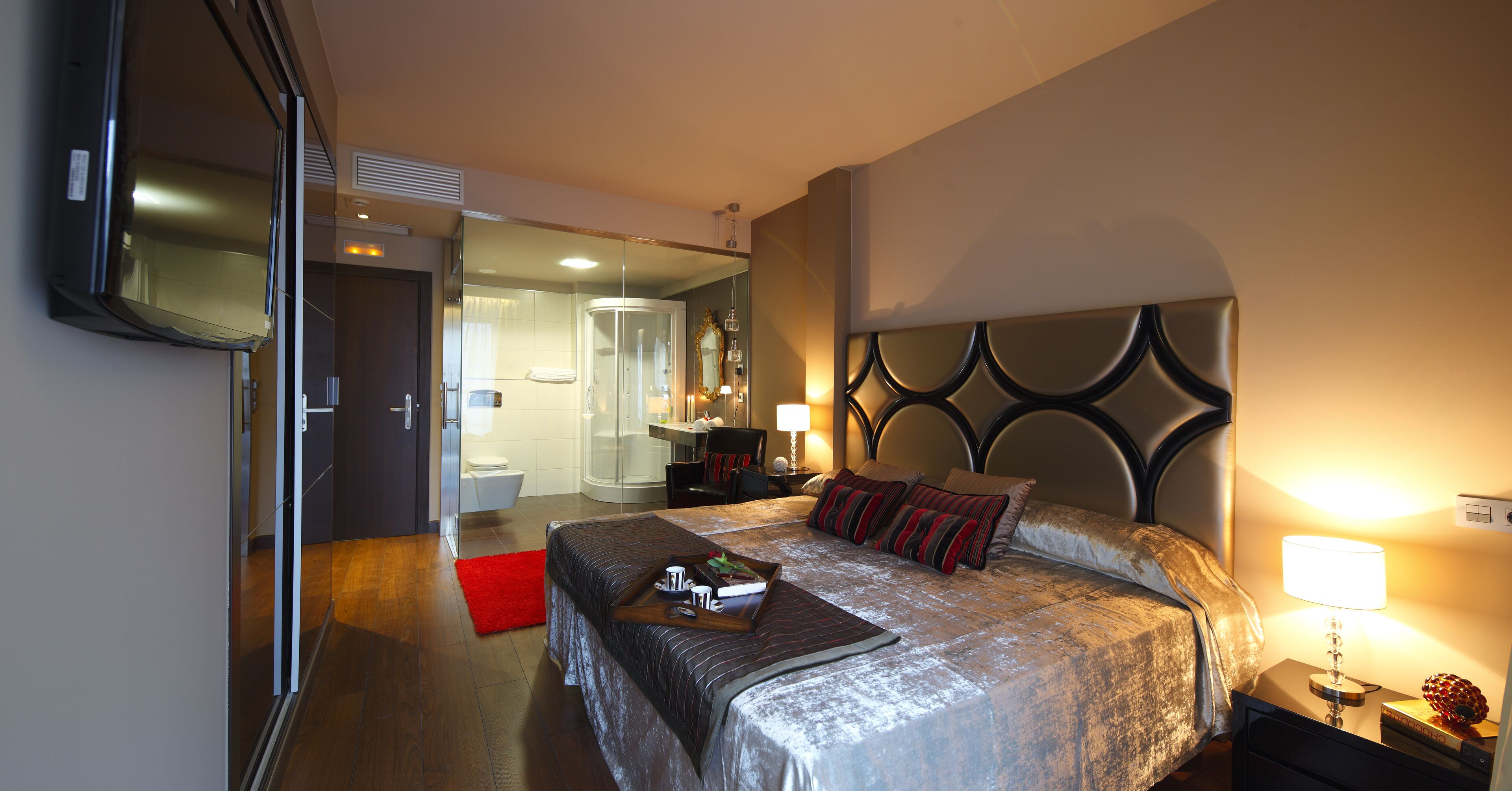 1 bedroom, minibar, in-room safe, laptop workspace