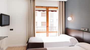Desk, iron/ironing board, free WiFi, bed sheets