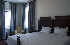 Habitación doble | Minibar, escritorio, camas extra y wifi gratis